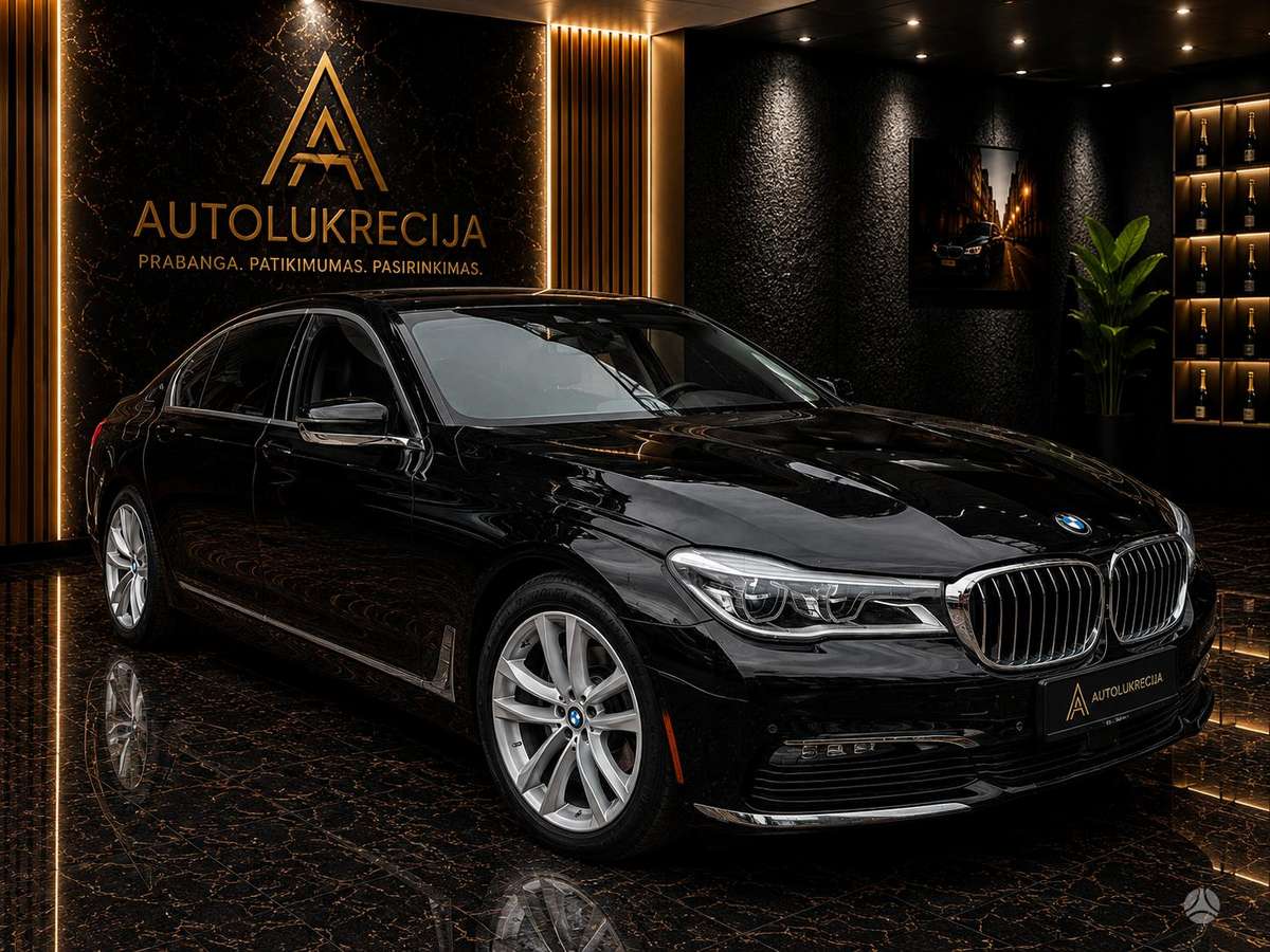 BMW 750, 4.4 l., Седан