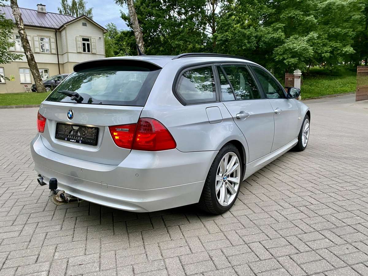 BMW 320, 2.0 l., Универсал