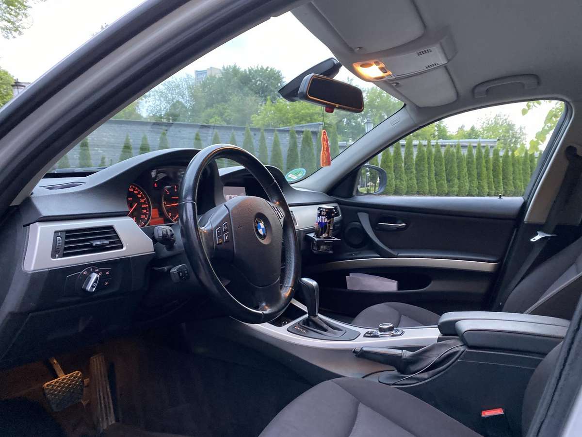 BMW 320, 2.0 l., Универсал