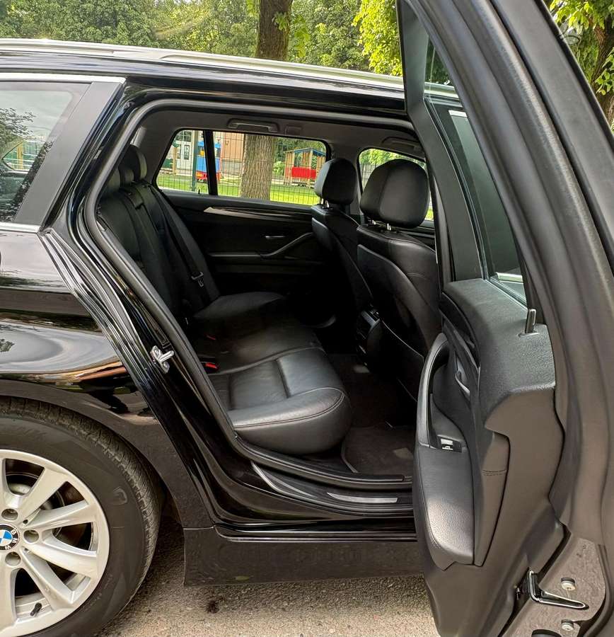 BMW 520, 2.0 l., wagon