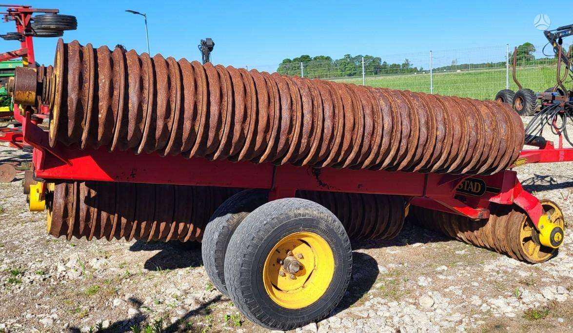Vaderstad 12,20m. He-Va 11,20m., уплотняющие, выравнивающие катки