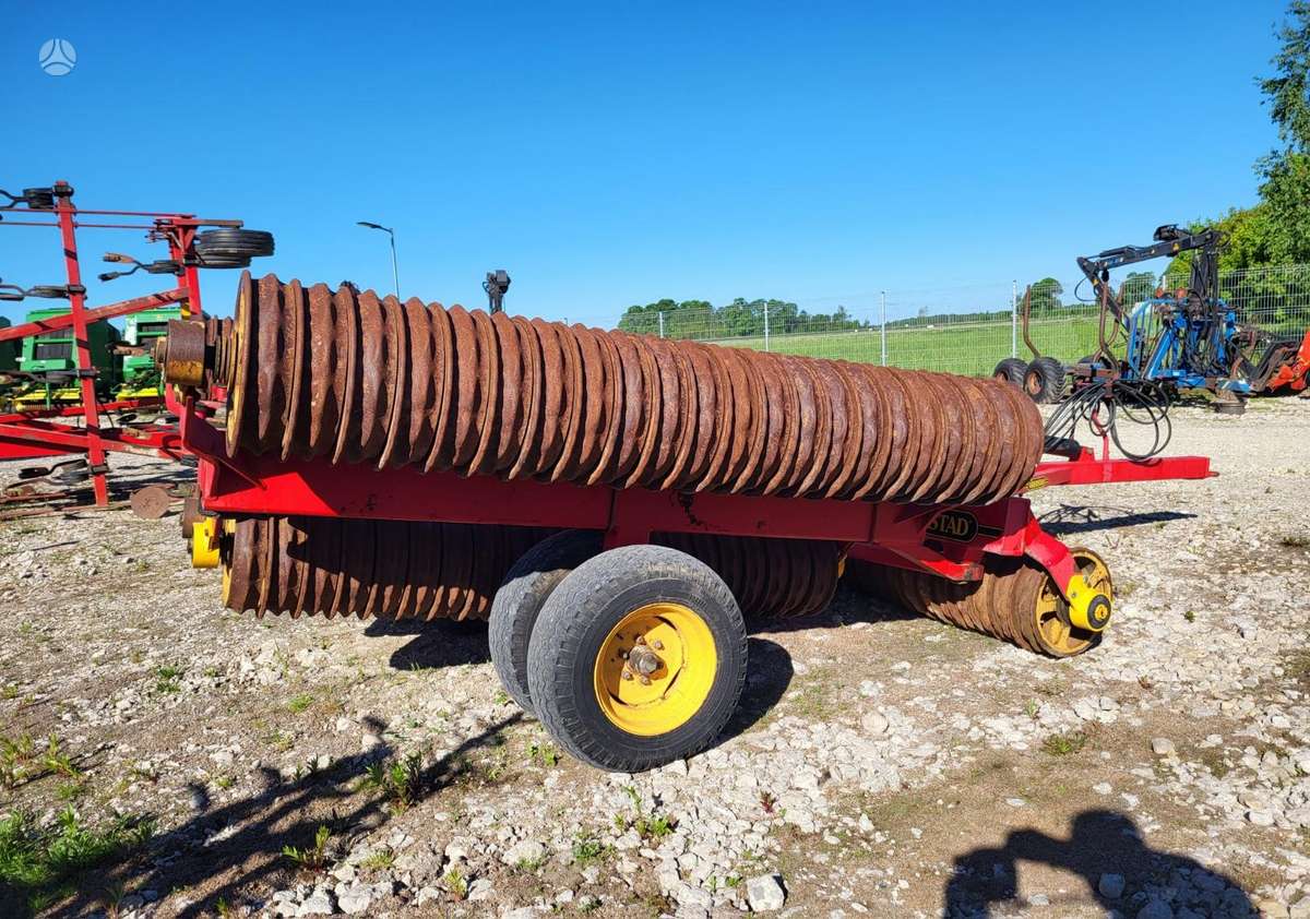 Vaderstad 12,20m. He-Va 11,20m., уплотняющие, выравнивающие катки