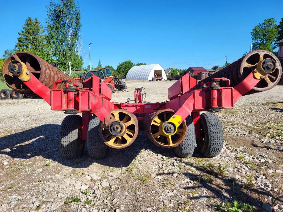Vaderstad 12,20m. He-Va 11,20m., уплотняющие, выравнивающие катки