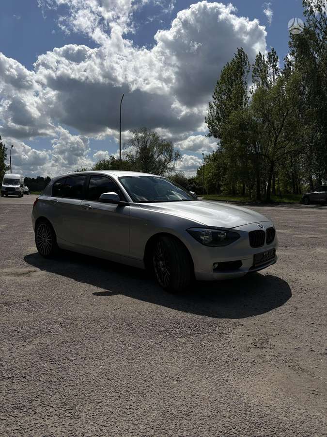 BMW 116, 2.0 l., Хэтчбек