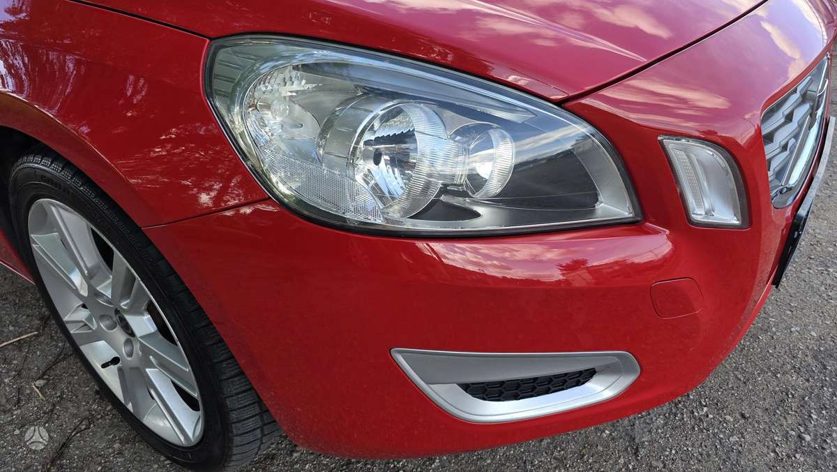 Volvo V60, 2.4 l., Универсал