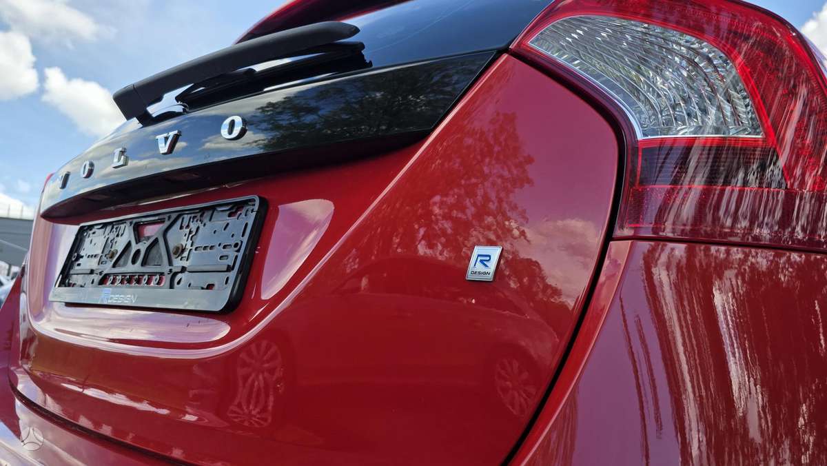 Volvo V60, 2.4 l., wagon