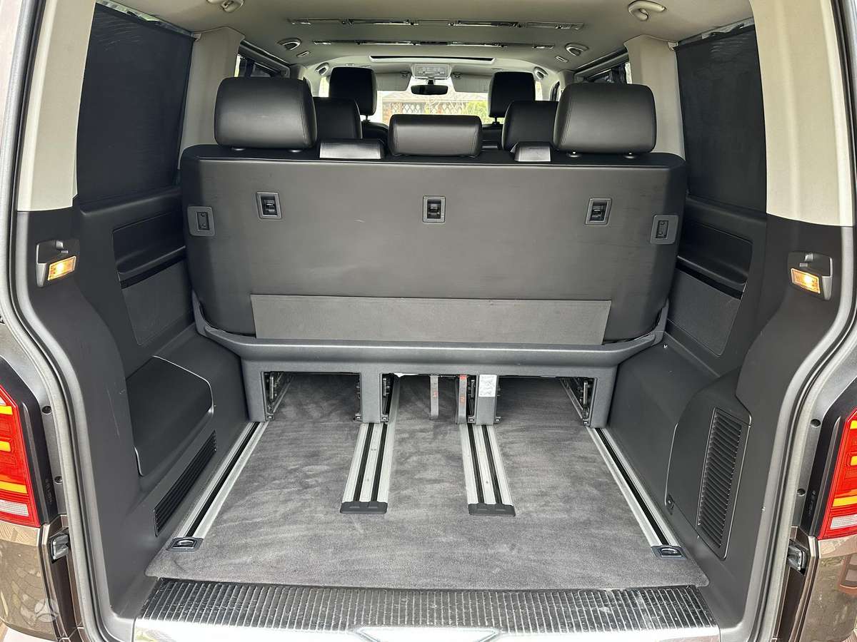Volkswagen Multivan, 2.0 l., mpv / minivan