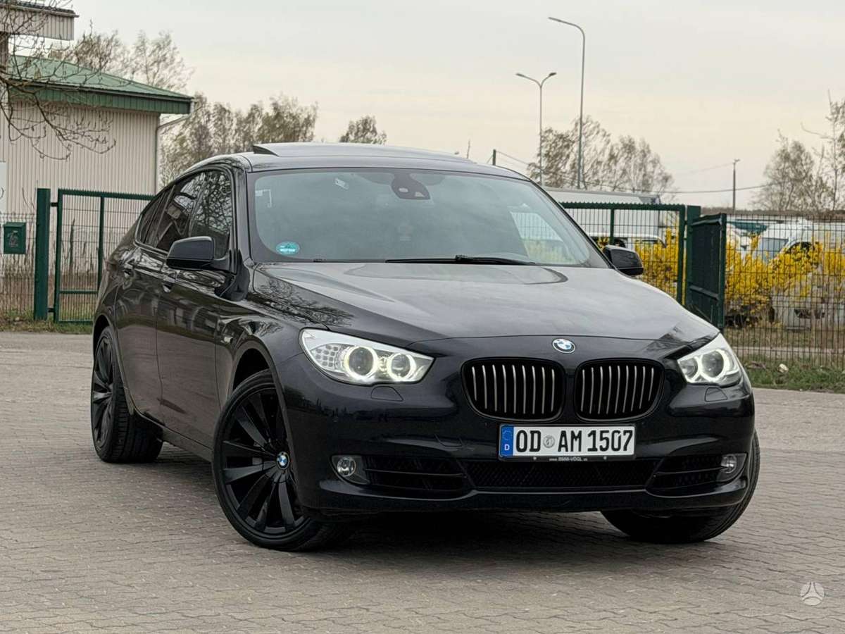 BMW 535, 3.0 l., hatchback