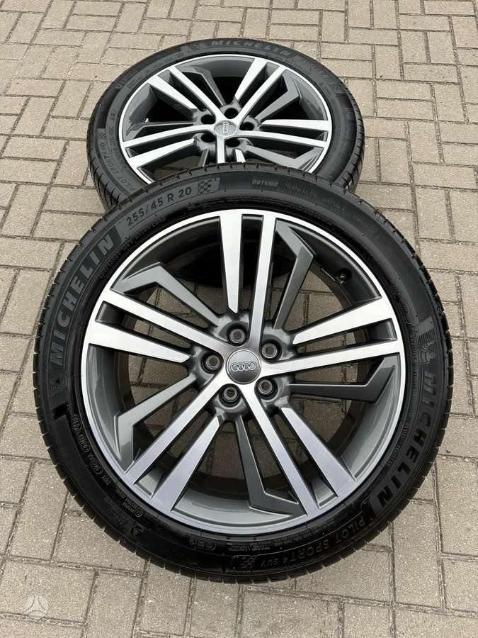Audi Q5 SQ5, light alloy, R20