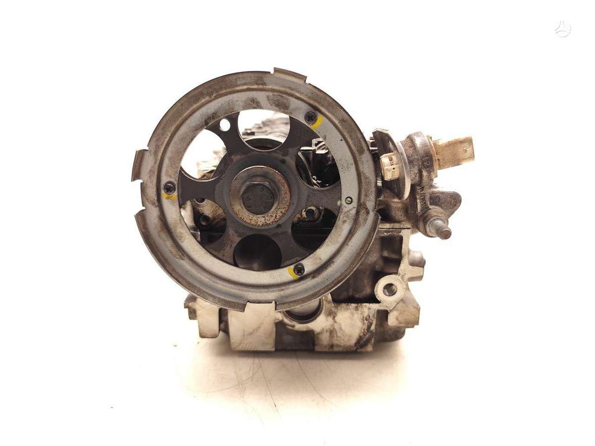 Opel Astra, 55576872, cylinder head