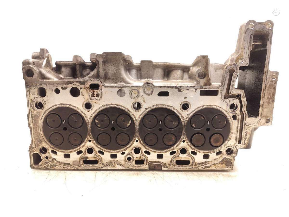 BMW 120, 7810465, cylinder head