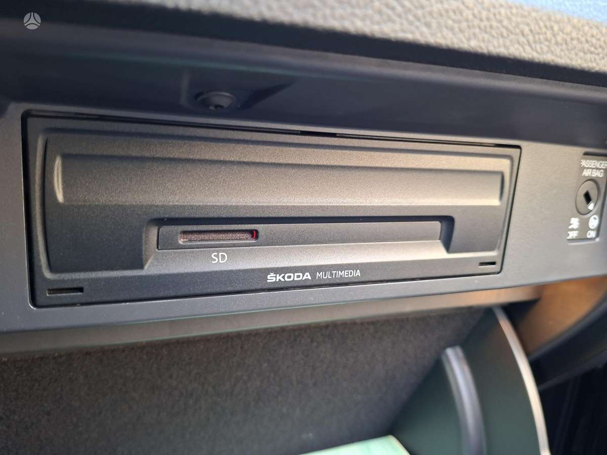 Skoda Superb, 2.0 l., Хэтчбек