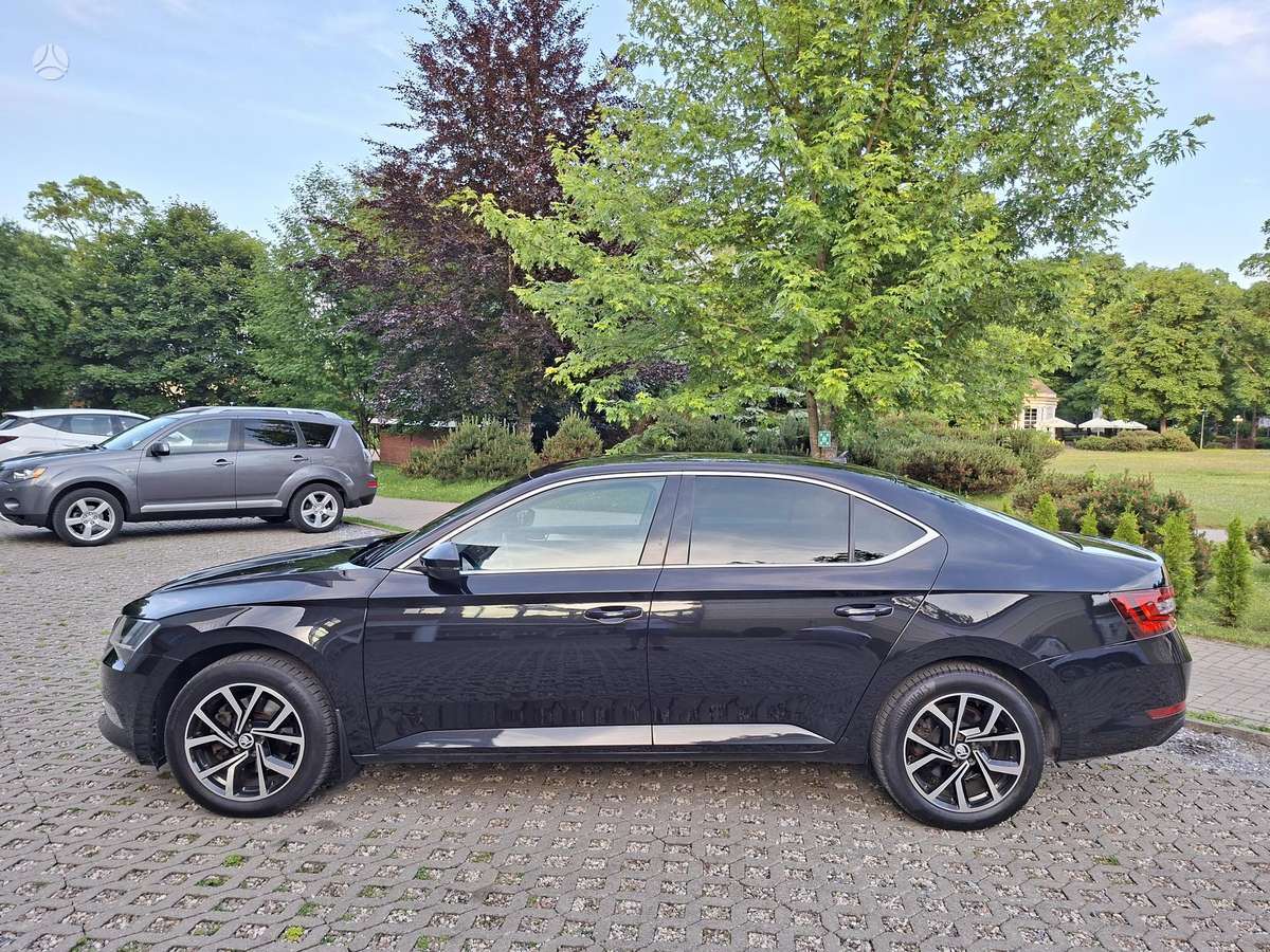 Skoda Superb, 2.0 l., Хэтчбек