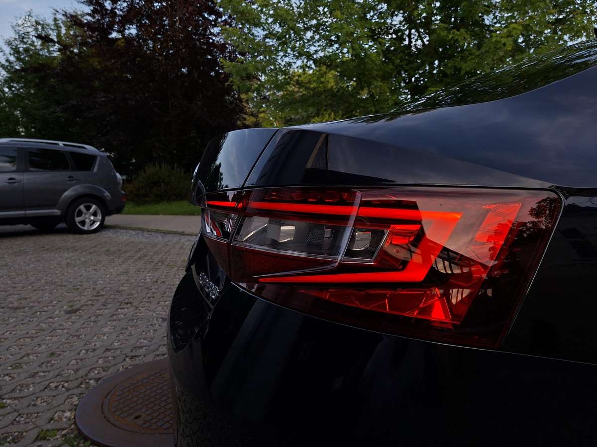 Skoda Superb, 2.0 l., Хэтчбек