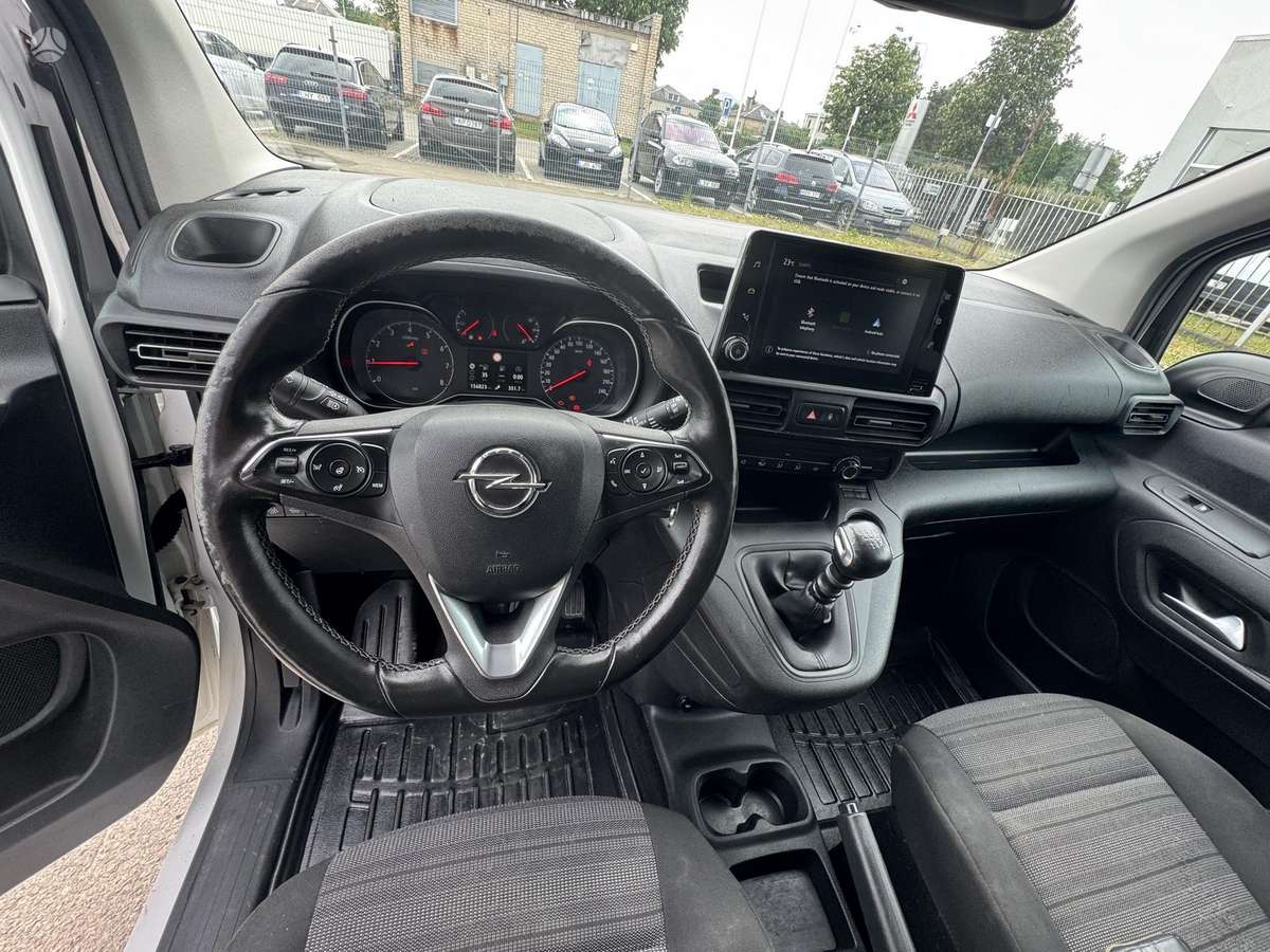 Opel Combo, 1.2 l., mpv / minivan