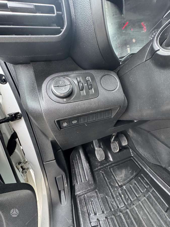Opel Combo, 1.2 l., Минивэн