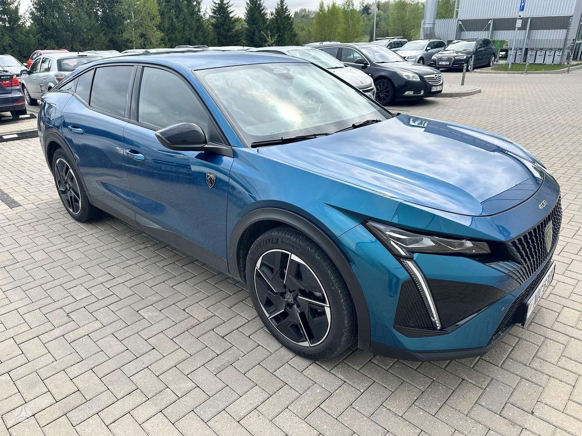 Peugeot 408 - 2