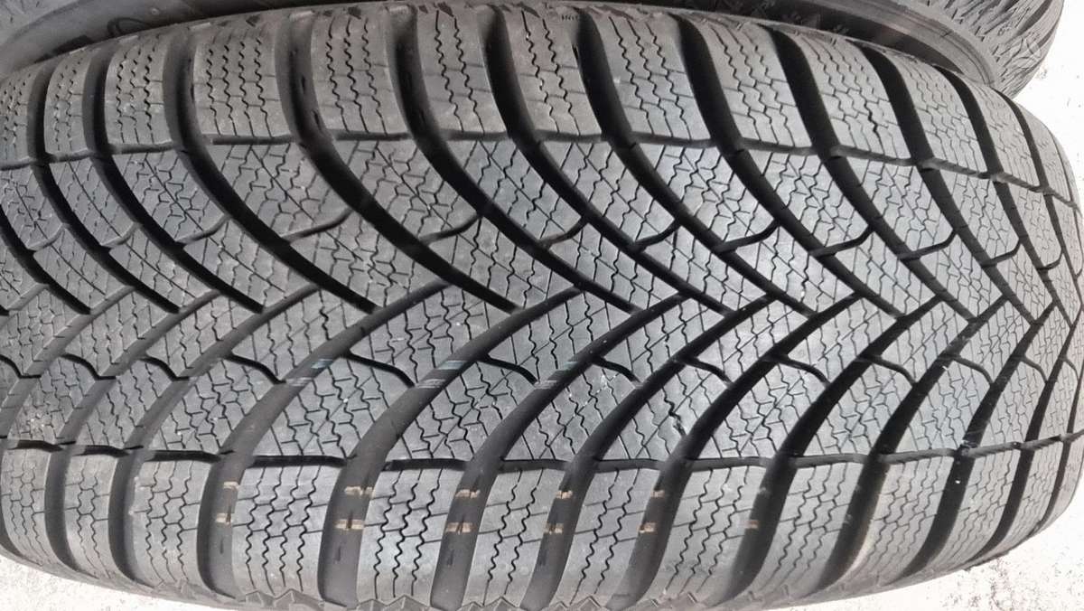 Semperit Speed-Grip 5, winter 205/60 R16