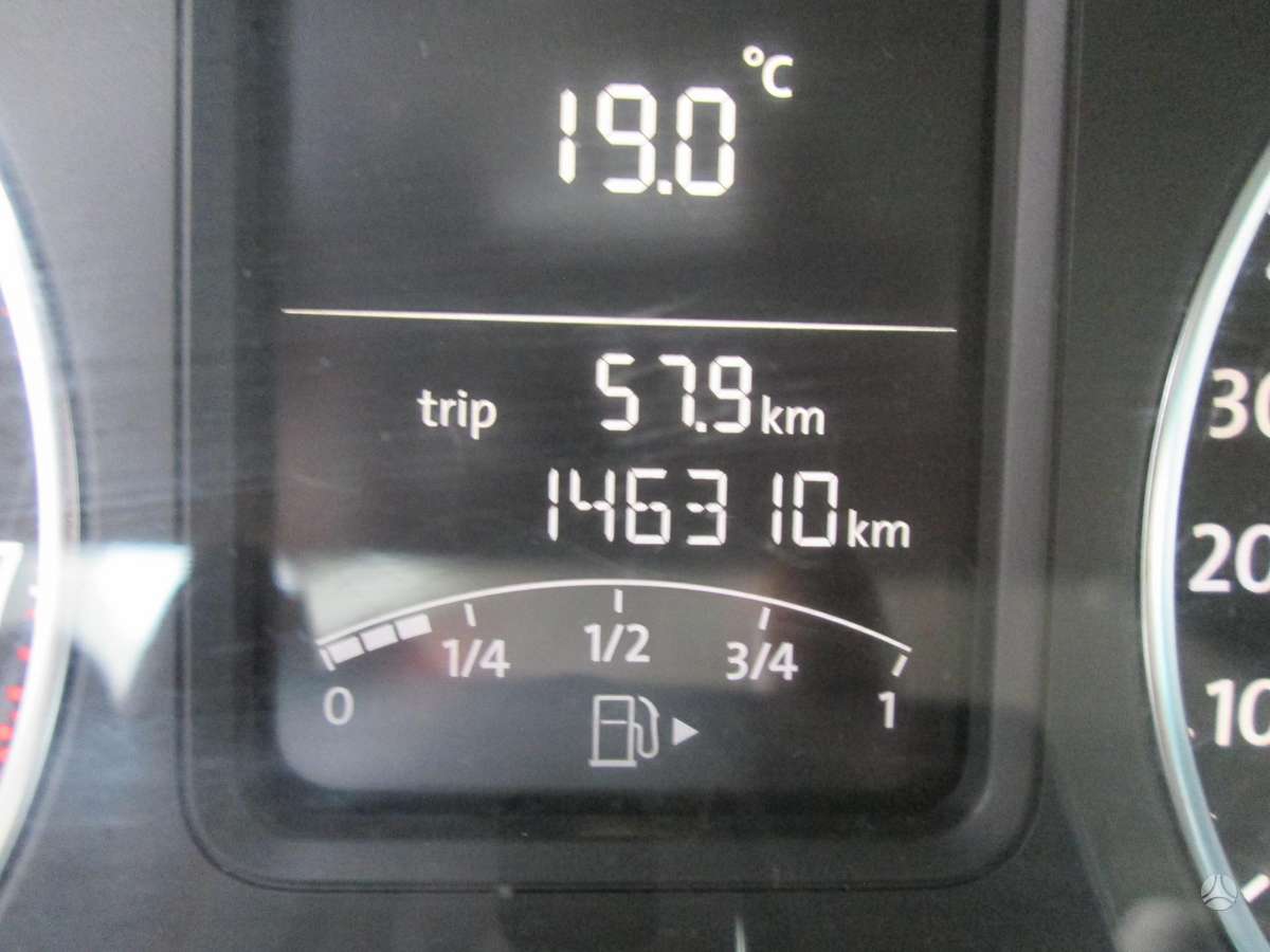 Volkswagen Polo - 11