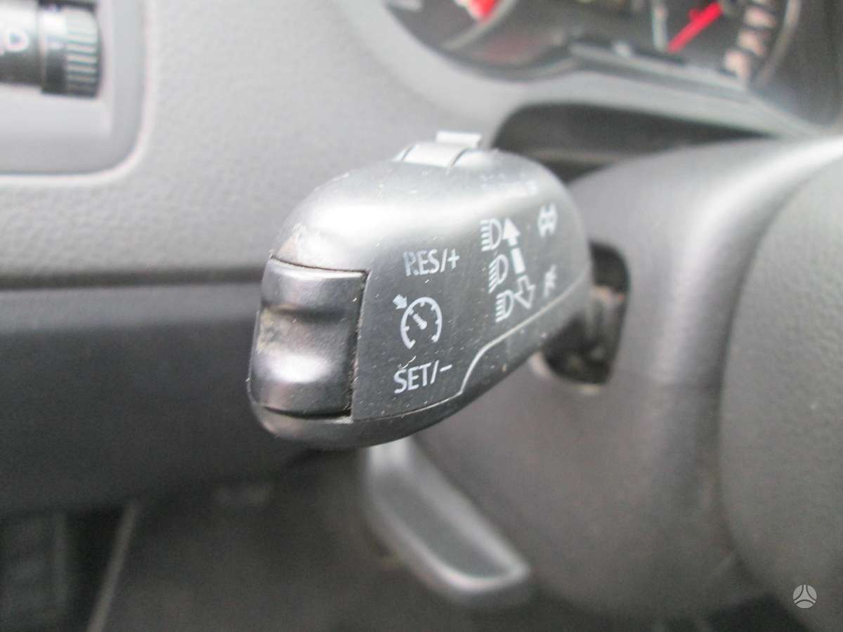 Volkswagen Polo - 12