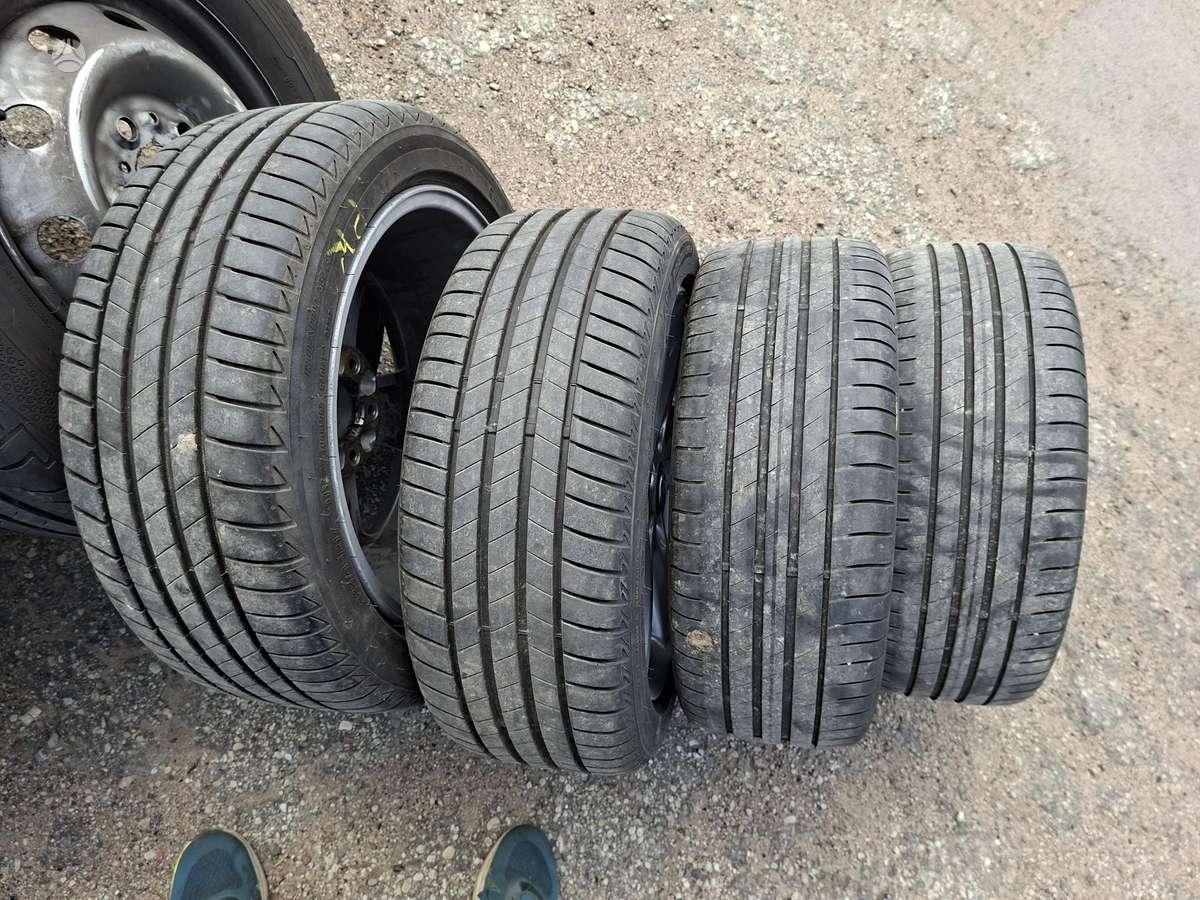 Goodyear, летние 225/45 R17