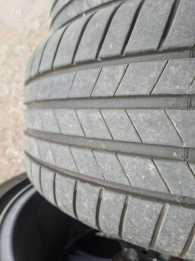 Goodyear, summer 225/45 R17