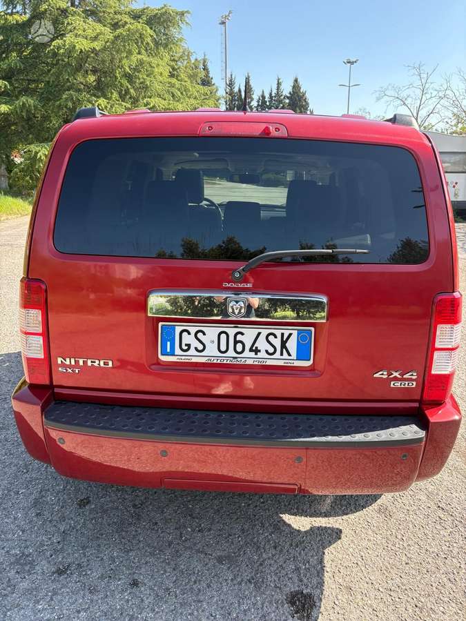 Dodge Nitro, 2.8 l., off-road / crossover
