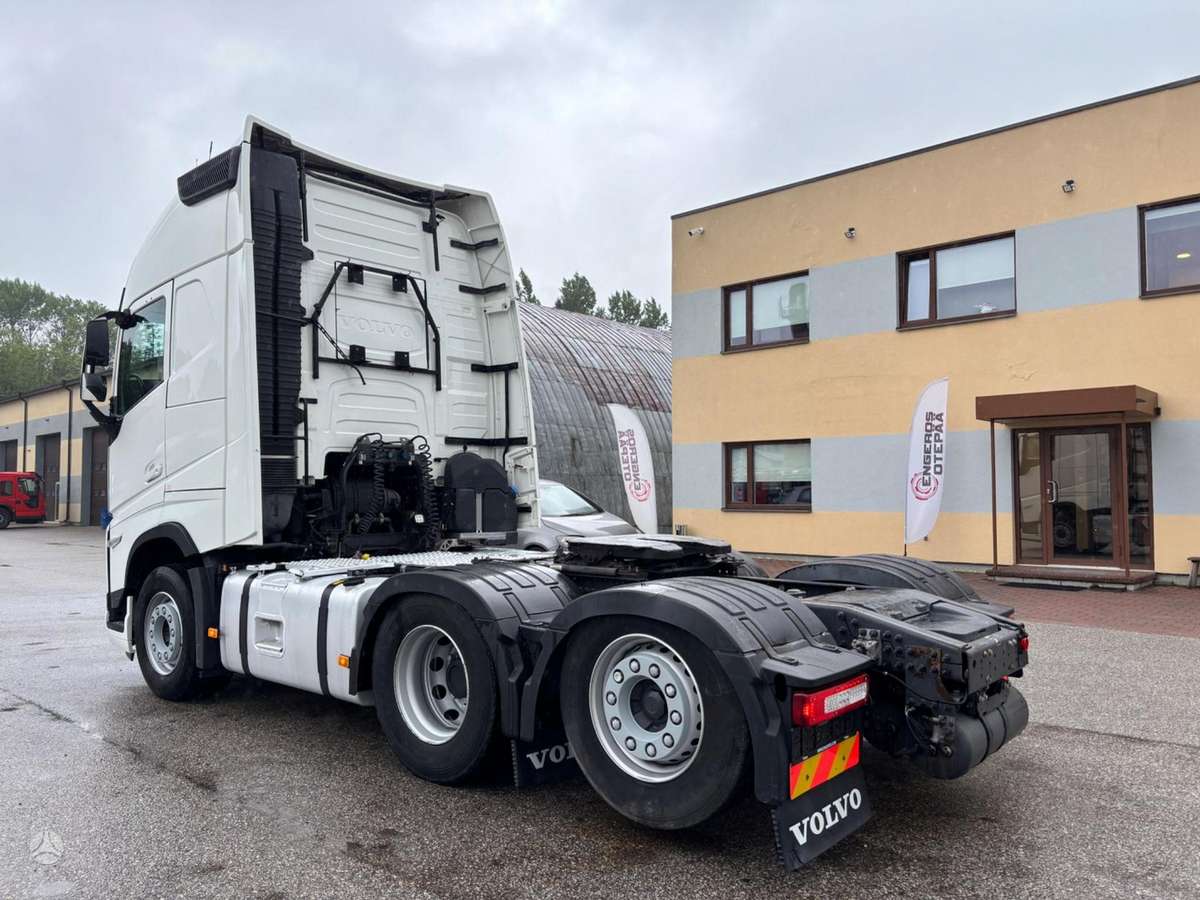 Volvo FH500XL, single sleeper
