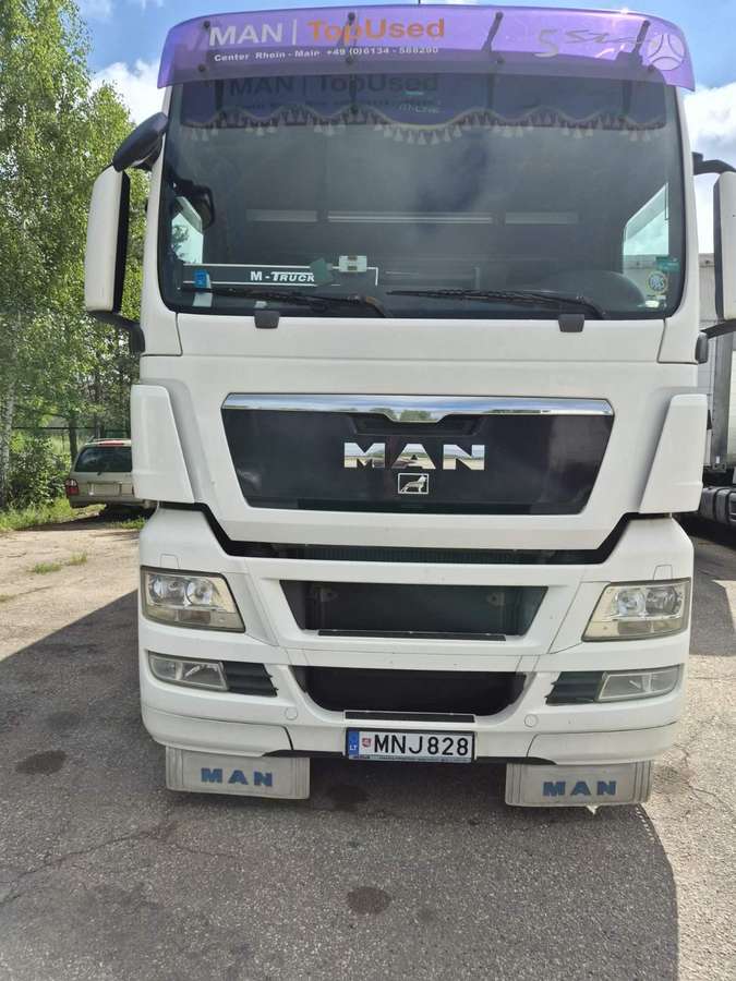 MAN TGX, double sleeper