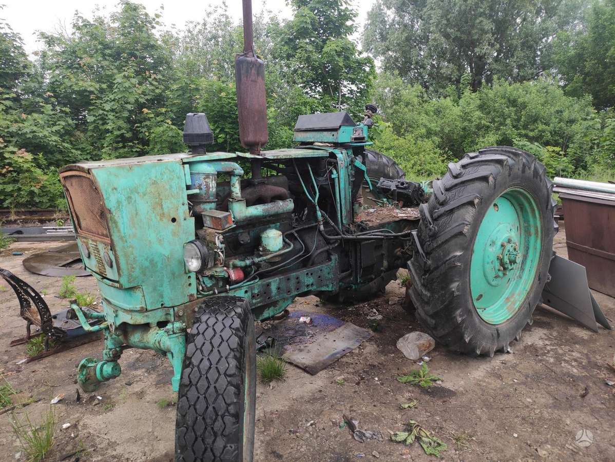 -Kita- Padargai, žemės dirbimo / ruošimo technika