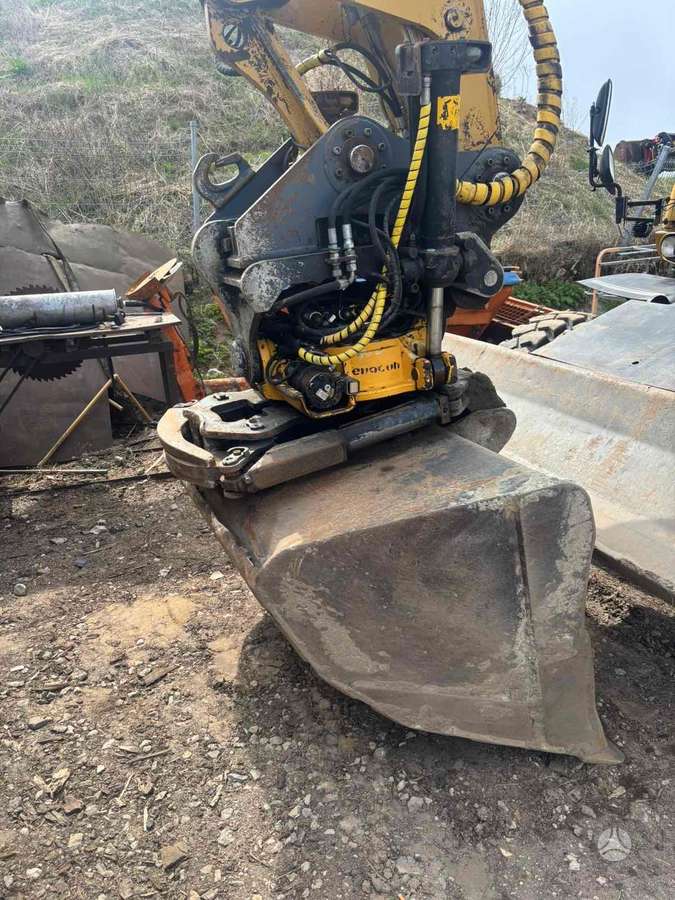 Caterpillar M315D, экскаваторы