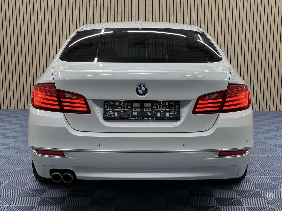 BMW 520, 2.0 l., Седан