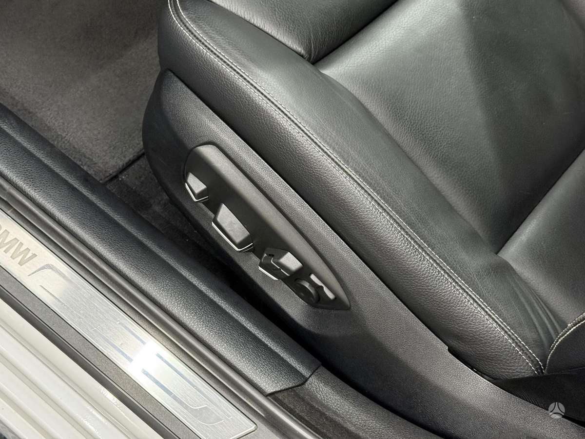 BMW 520, 2.0 l., Седан