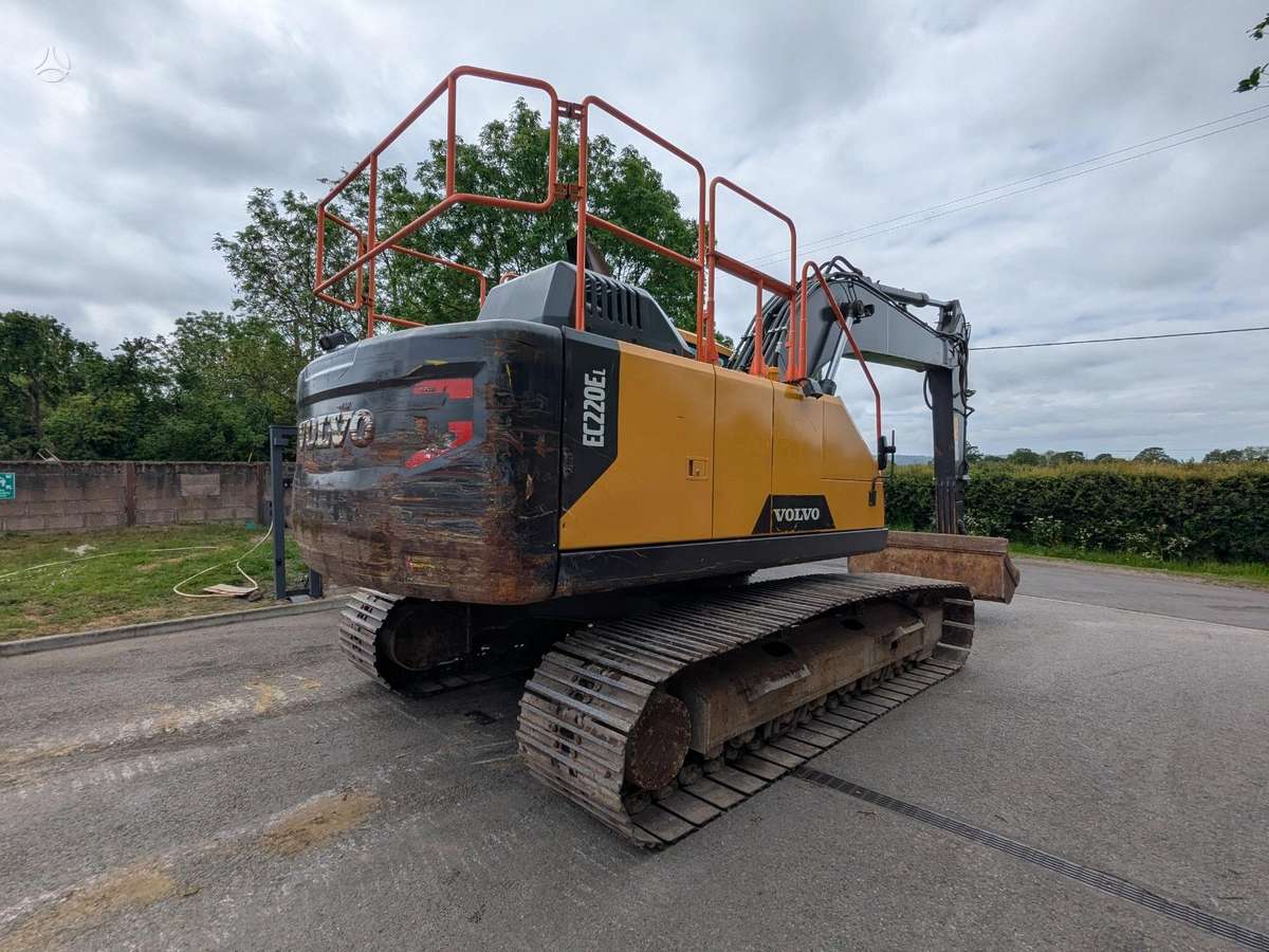 Volvo EC 220LC, экскаваторы