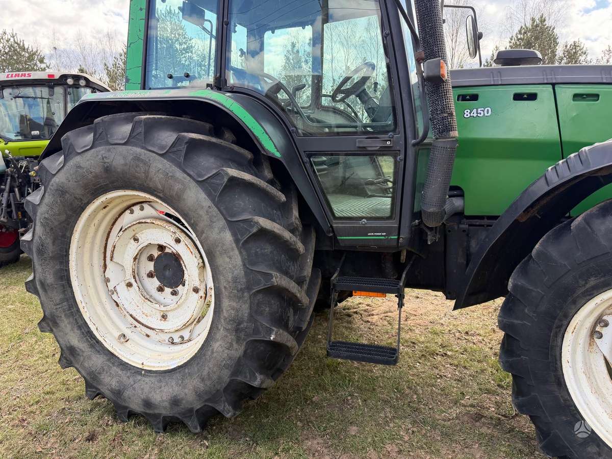 Valtra Valmet 8450, tractors