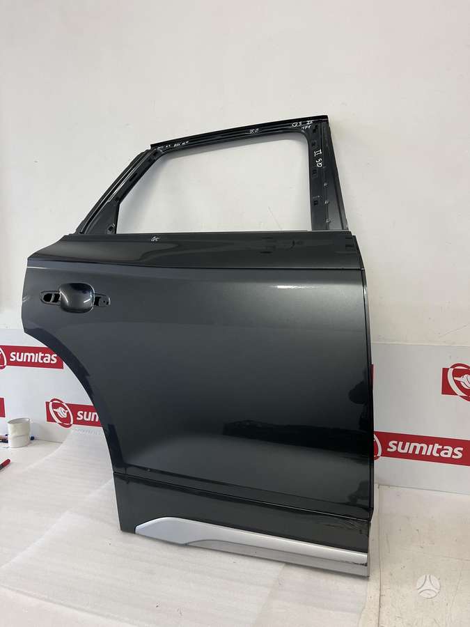 Audi Q5 durys