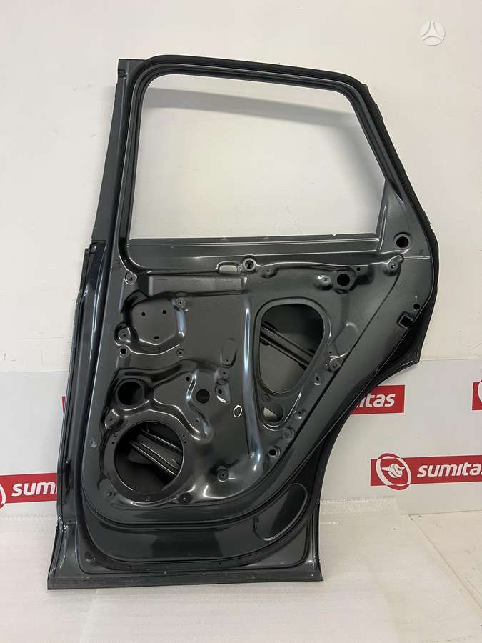 Audi Q5 durys