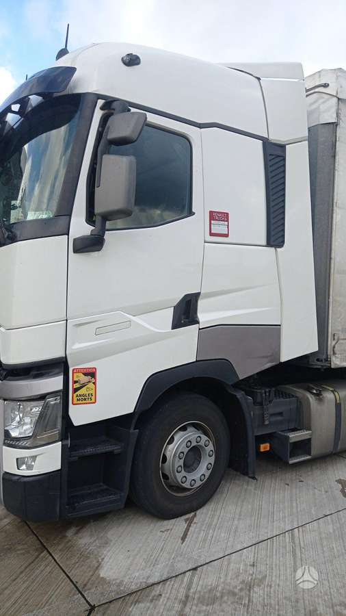 Renault T, 2 miegamosios vietos