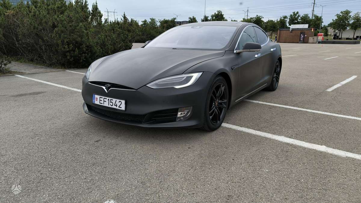 Tesla Model S, 70 kWh, hatchback