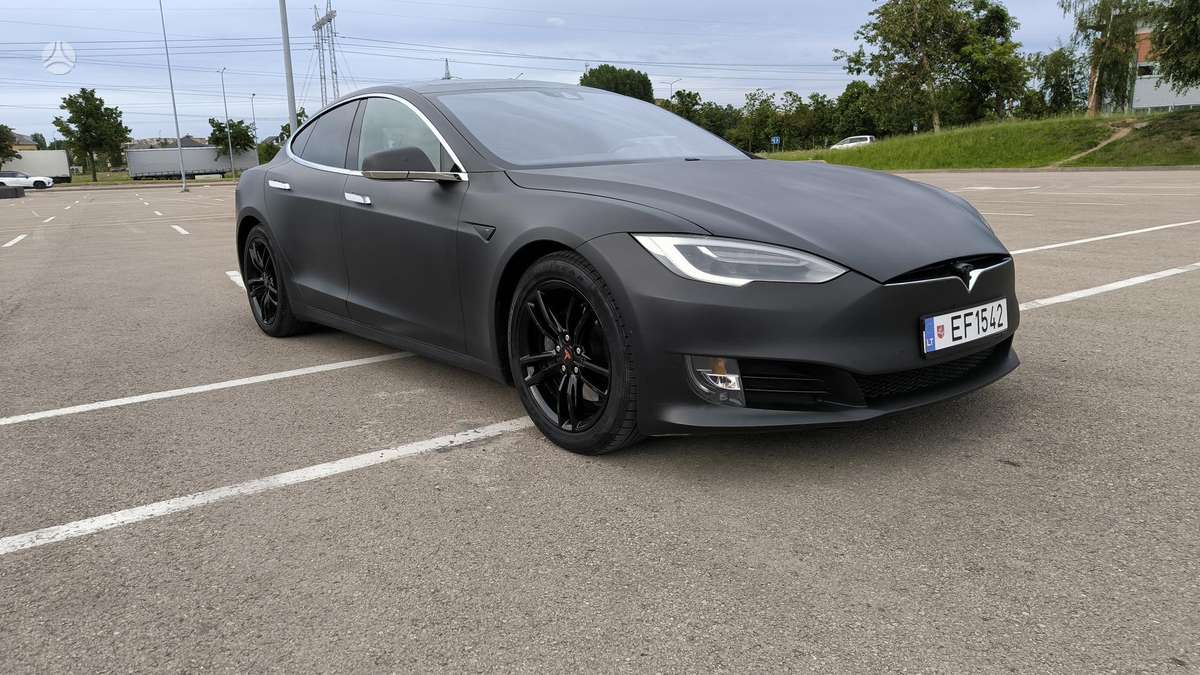 Tesla Model S, 70 kWh, hatchback