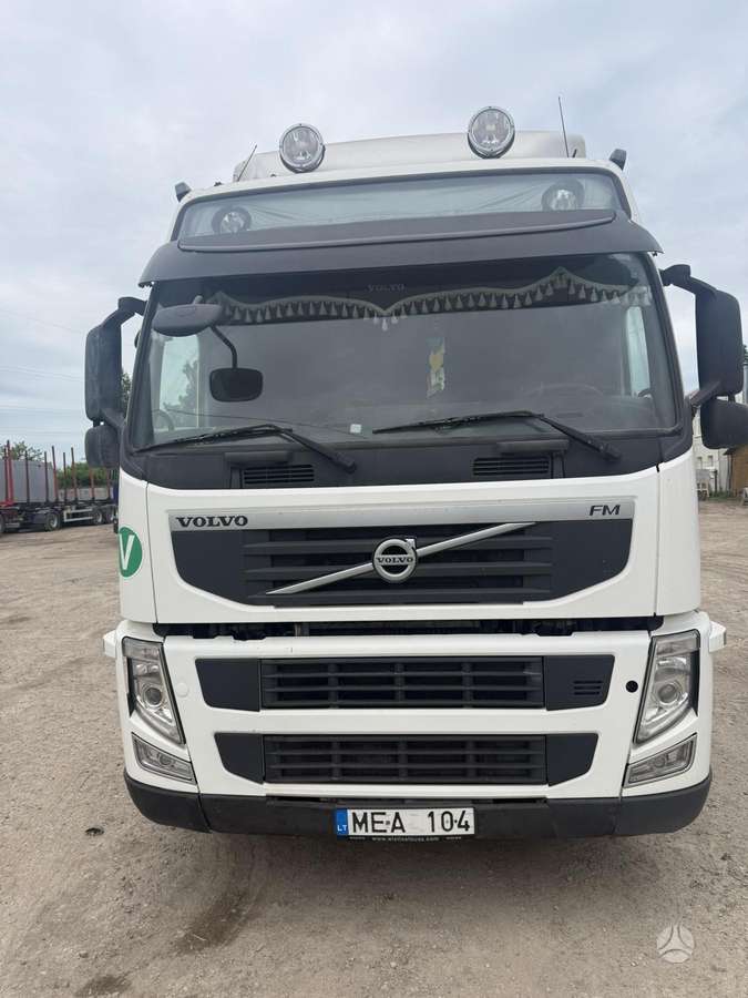 Volvo Fm, timber trucks
