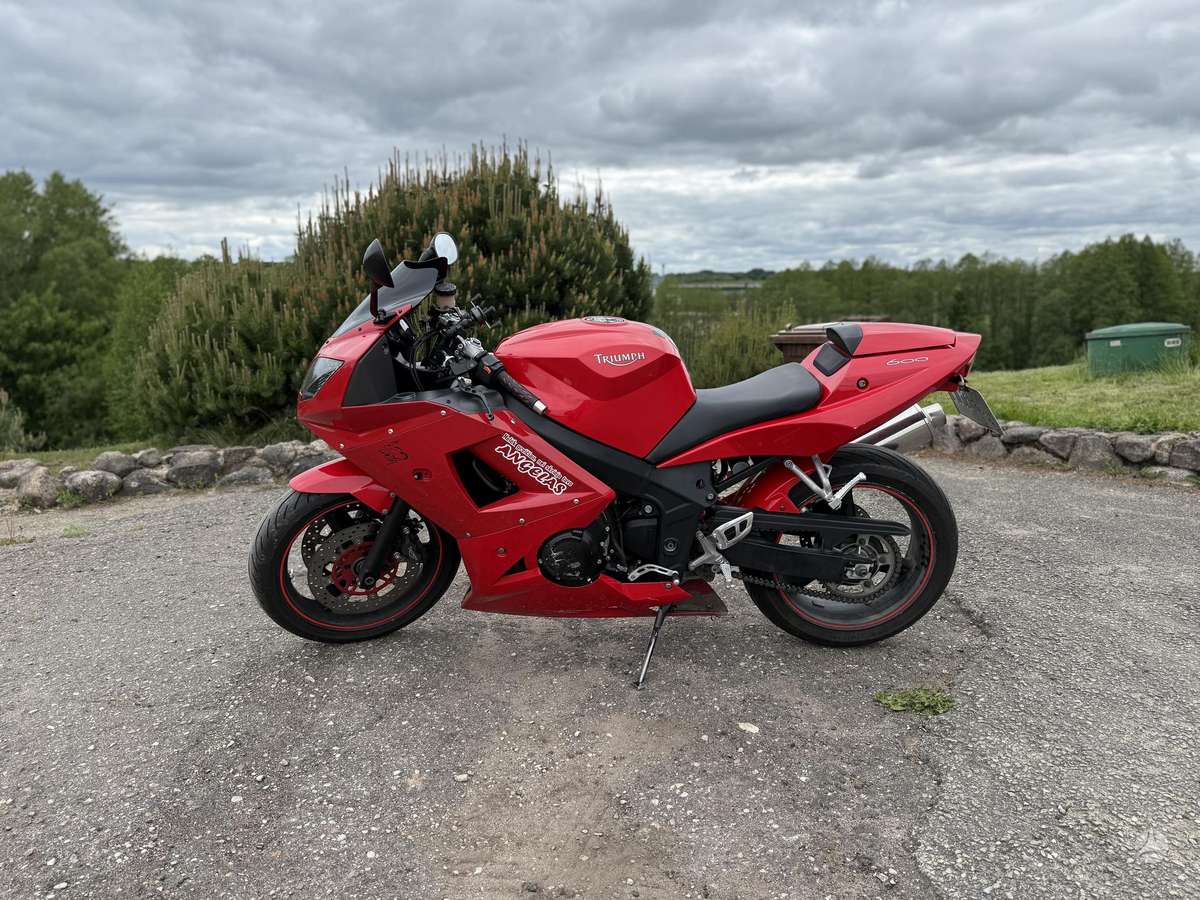 Triumph Daytona 600cc, superbikes
