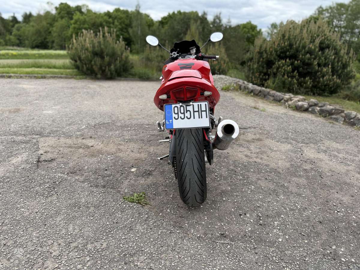 Triumph Daytona 600cc, superbikes