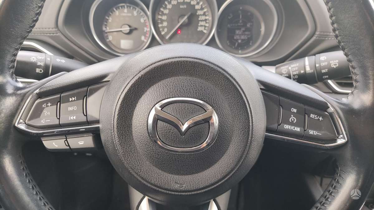 Mazda CX-5, 2.5 l., off-road / crossover