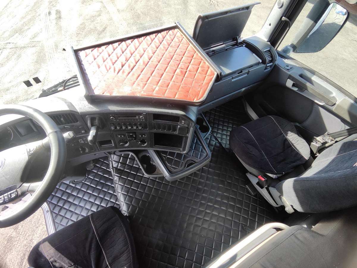 Scania R410 MEGA, BE EGR, double sleeper