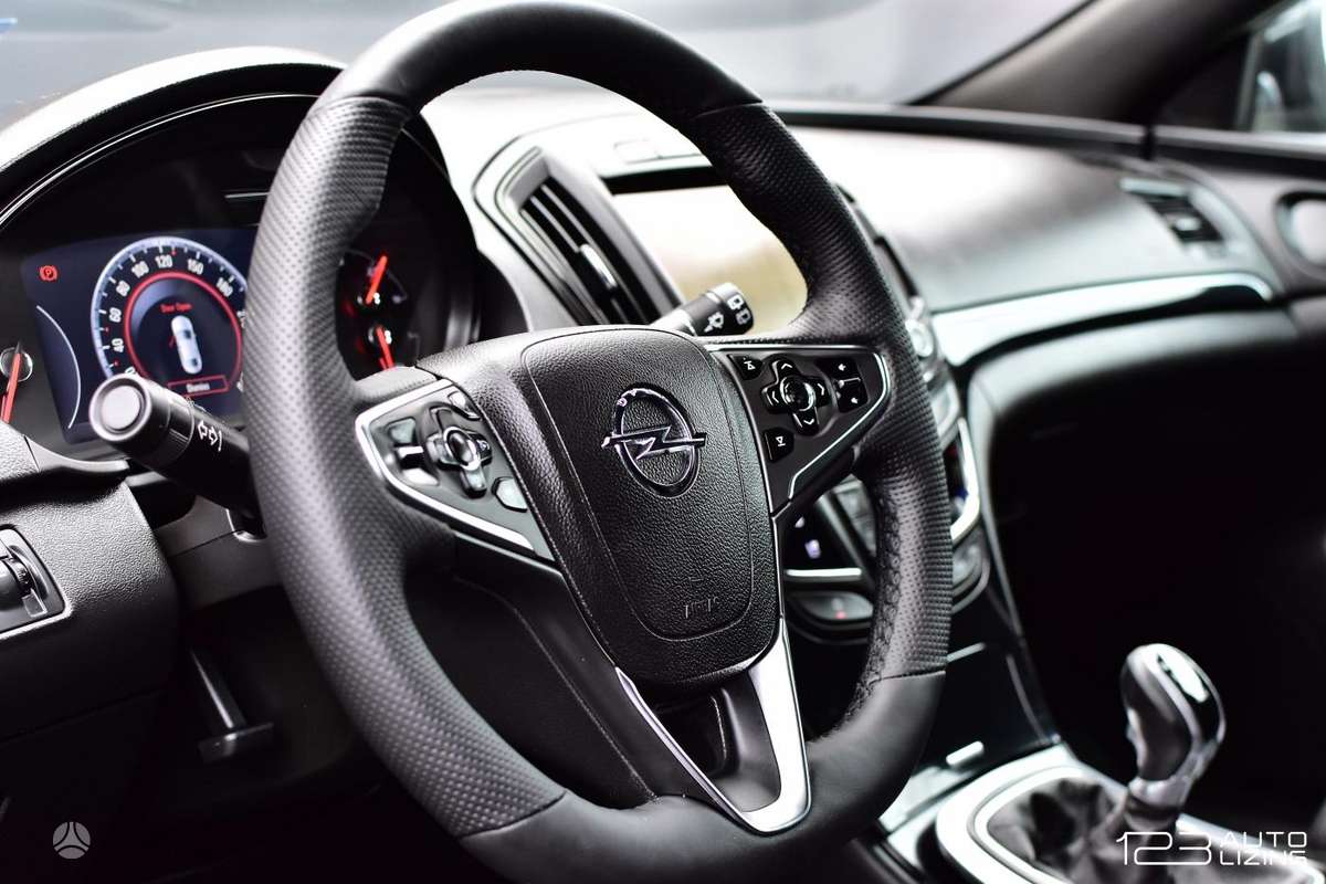 Opel Insignia, 2.0 l., wagon
