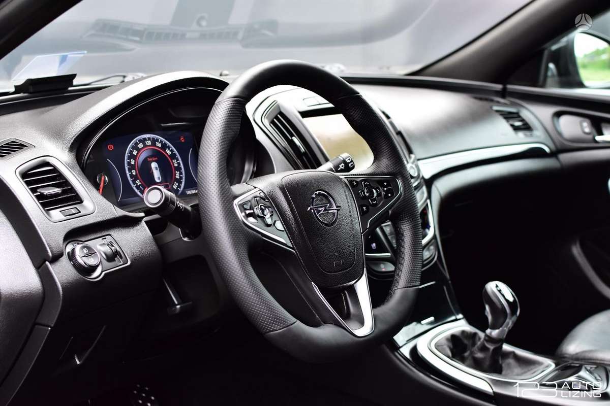 Opel Insignia, 2.0 l., wagon