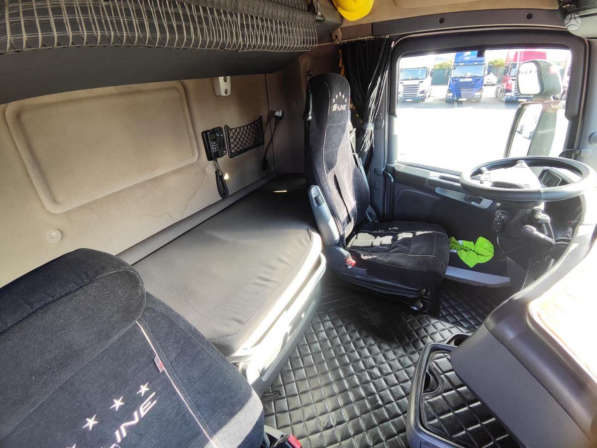 Scania R410 MEGA, BE EGR, double sleeper