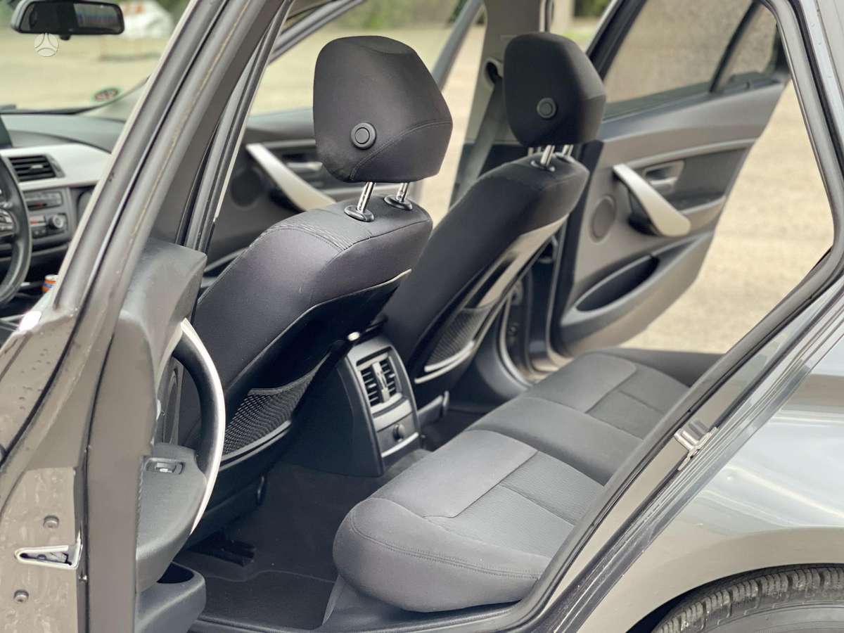 BMW 320, 2.0 l., wagon