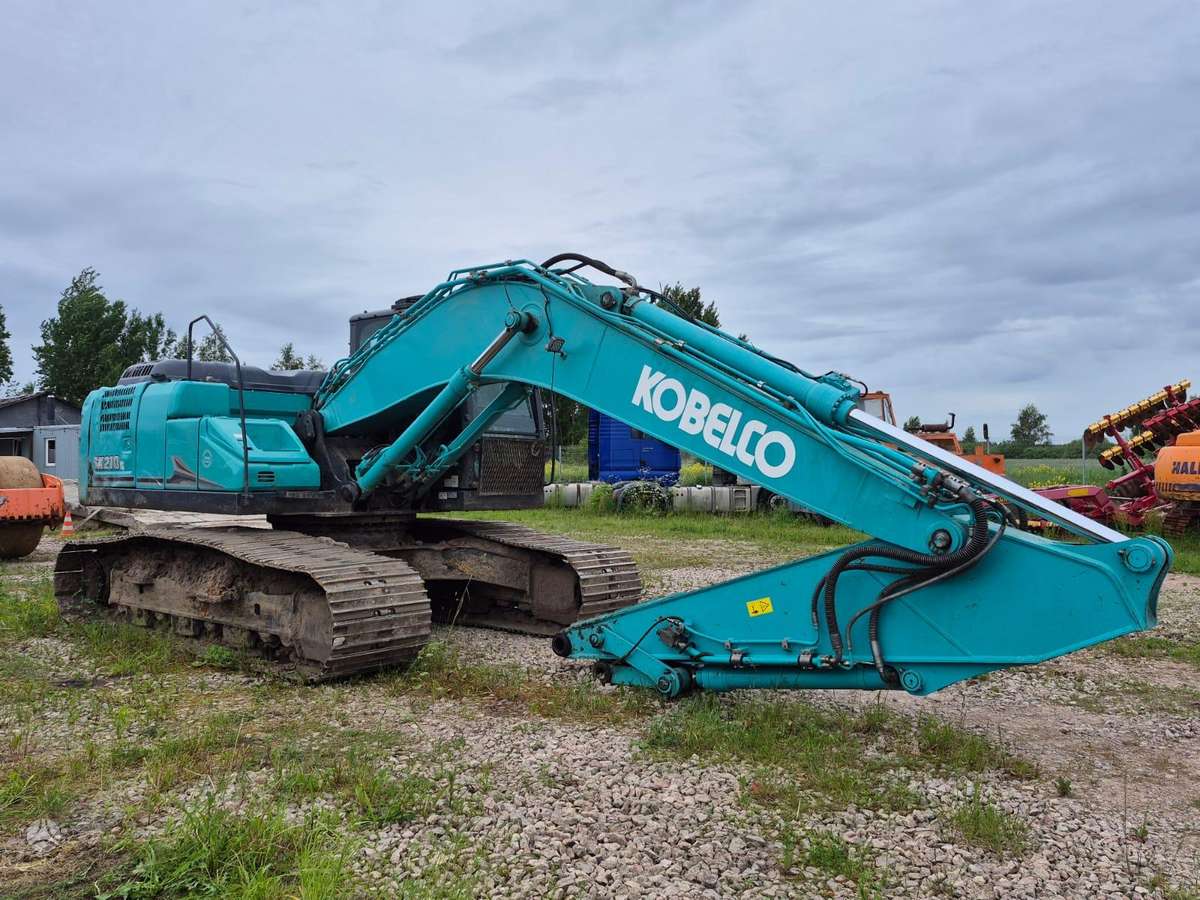 Kobelco SK210LC-11, экскаваторы